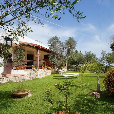 Casa Vacanza Russo Fernando Alimini Zewnętrze zdjęcie