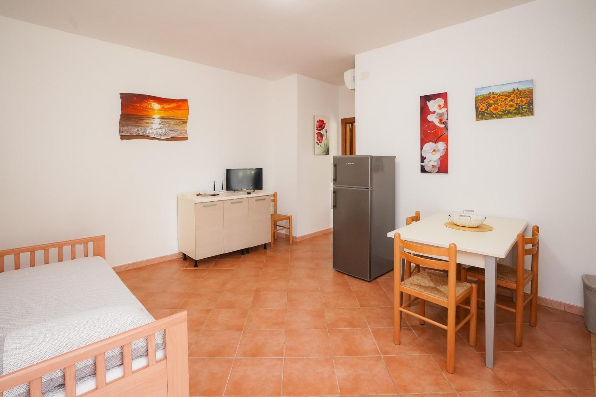 Casa Vacanza Russo Fernando Alimini Zewnętrze zdjęcie