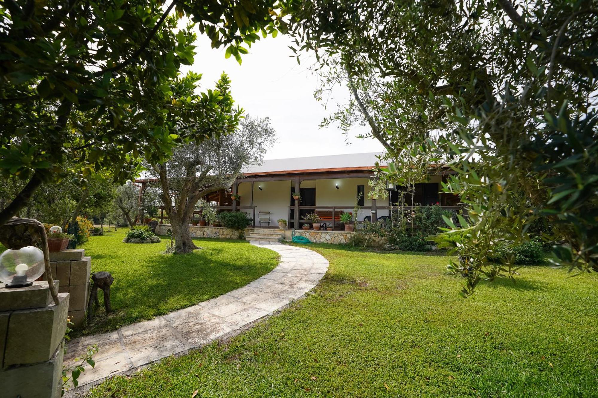 Casa Vacanza Russo Fernando Alimini Zewnętrze zdjęcie