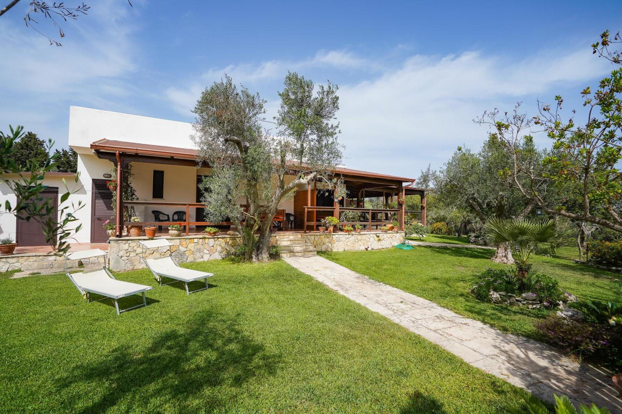 Casa Vacanza Russo Fernando Alimini Zewnętrze zdjęcie
